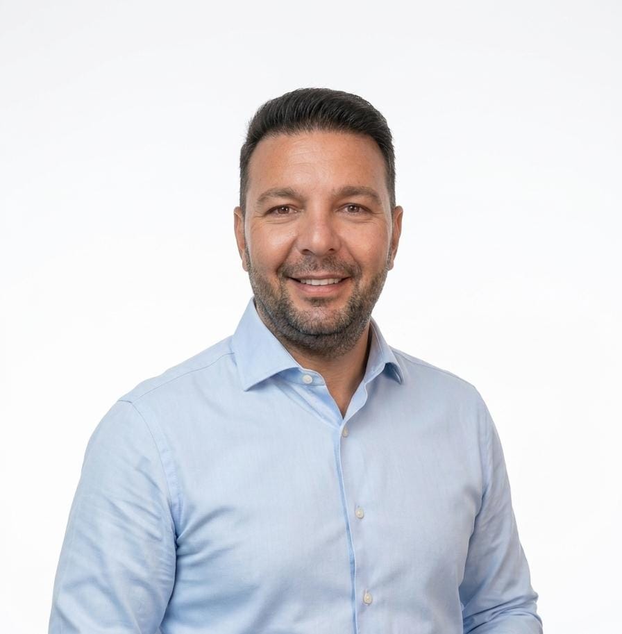 Manuel Jesús Fuentes, gerente de Desguace Doñana Cars